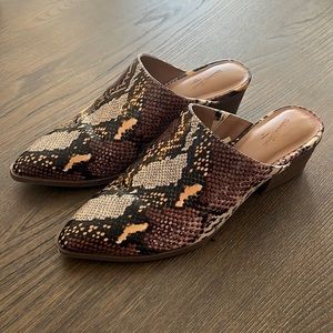 Universal thread mules